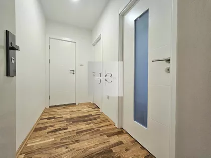 Adamovićevo Naselje | 4zida.rs