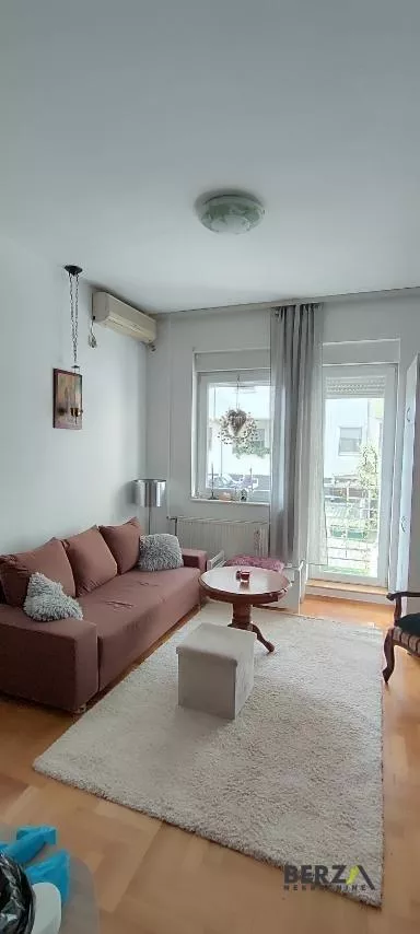 Bulevar Patrijarha Pavla (Somborski Bulevar) | 4zida.rs