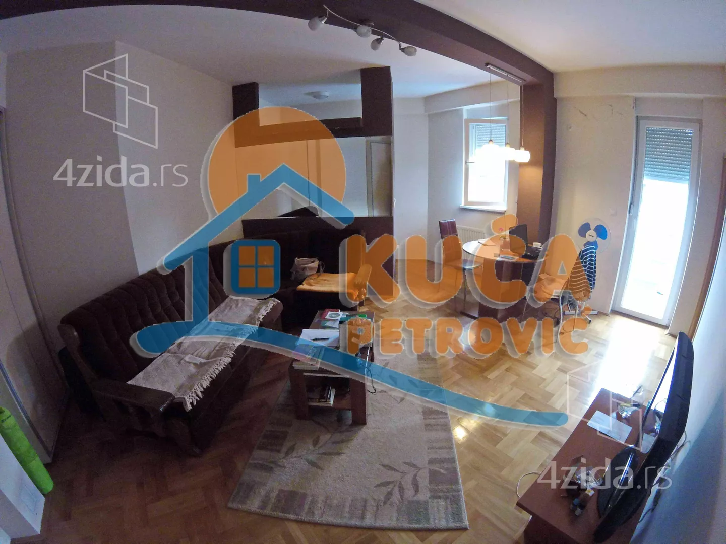 Jednoiposoban stan | 4zida