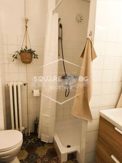 Mike Alasa | 4zida.rs