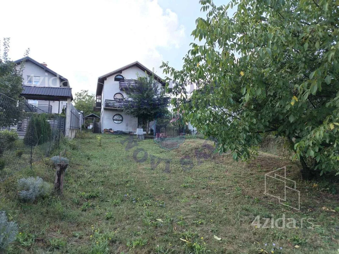 3-etažna kuća | 4zida