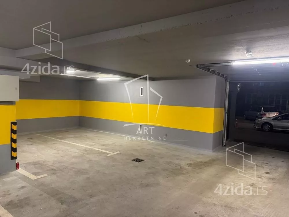Garaža | 4zida
