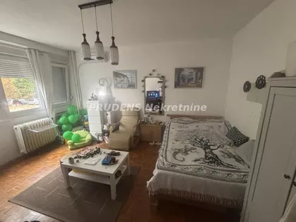 Ustanička | 4zida.rs