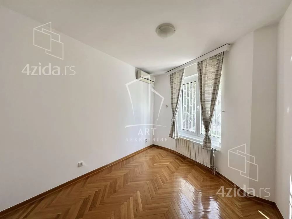 4-etažna kuća | 4zida