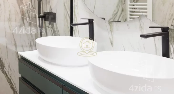 Četvoroiposoban stan | 4zida