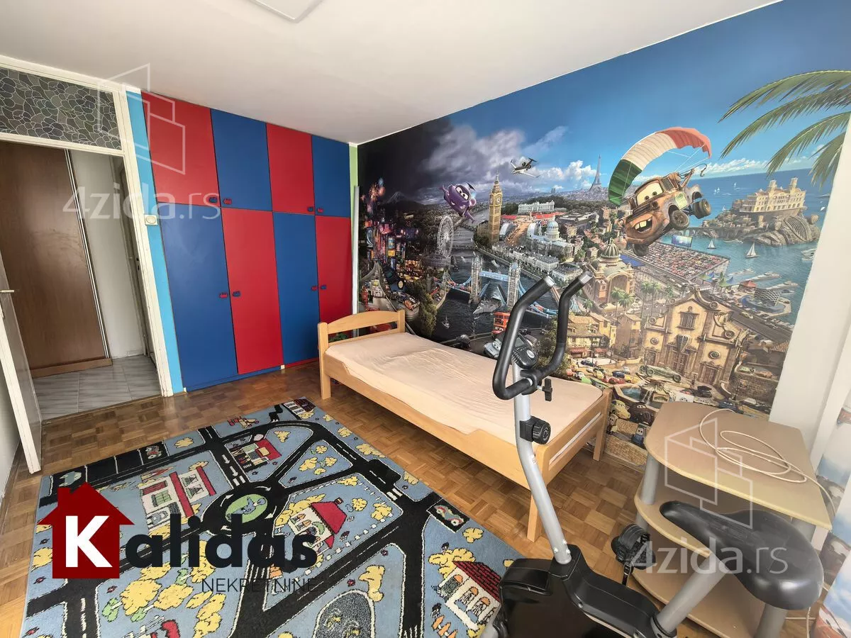 Dvoiposoban stan | 4zida