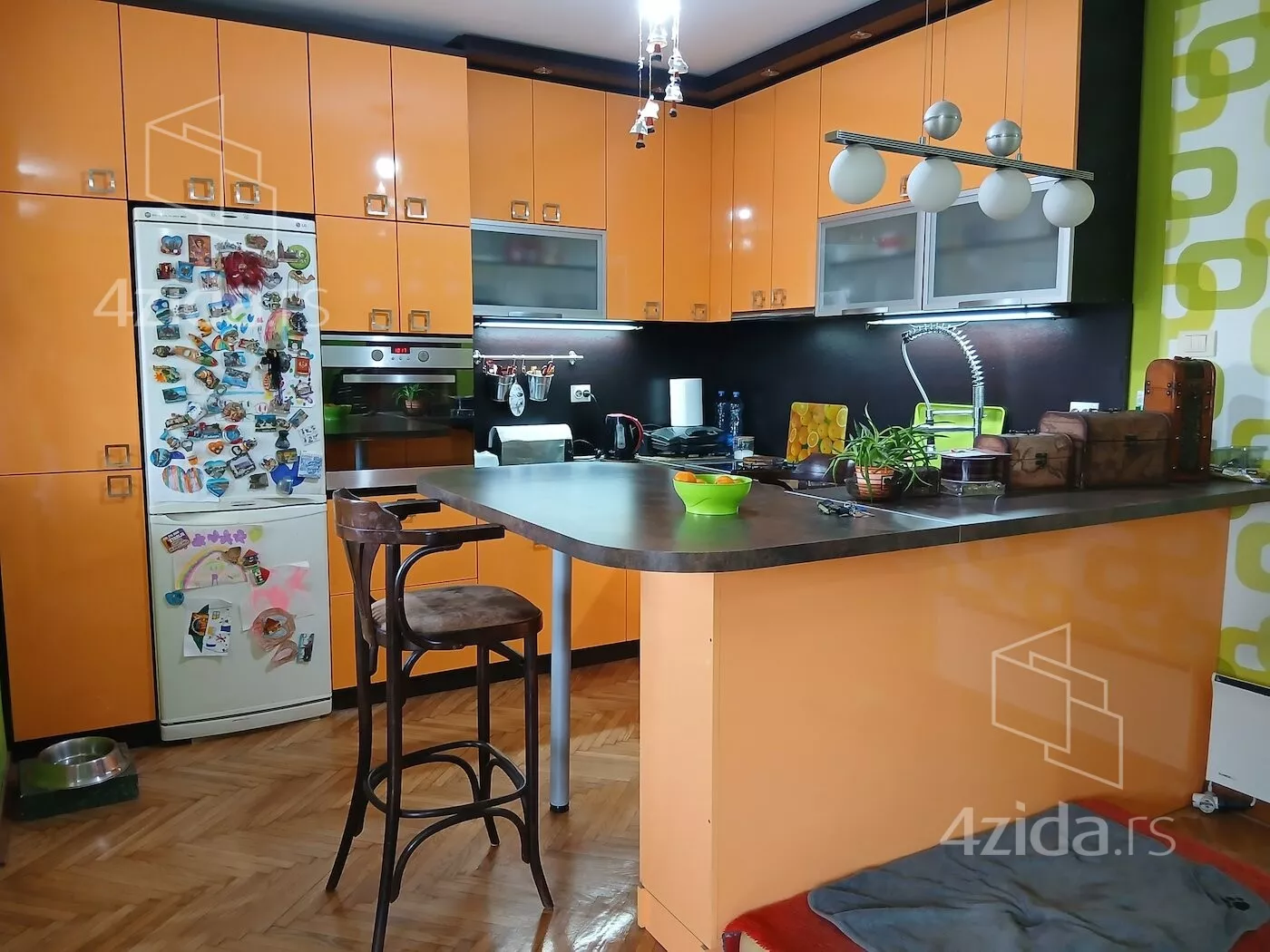 Dvoiposoban stan | 4zida