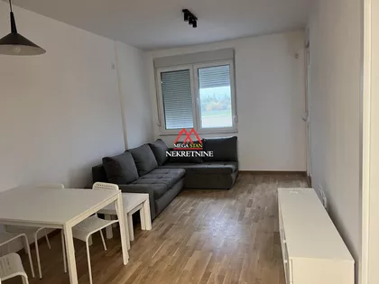 Gorana Jojića | 4zida.rs
