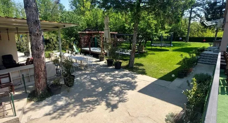 5-etažna kuća | 4zida