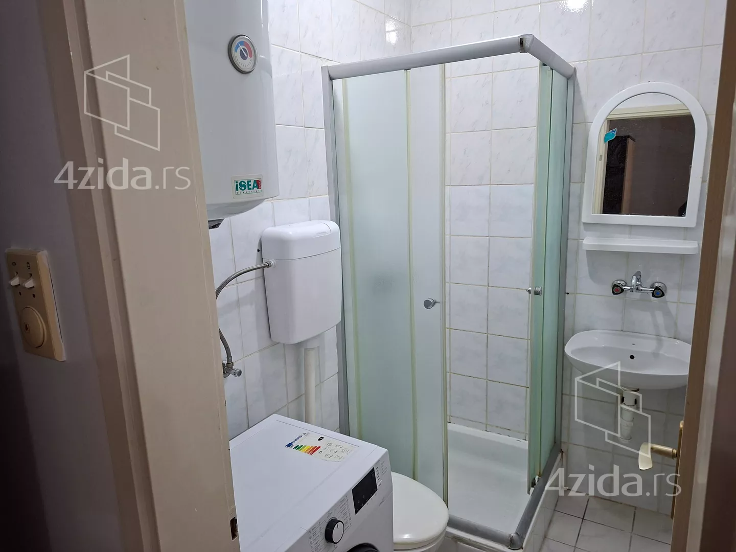 Garsonjera | 4zida