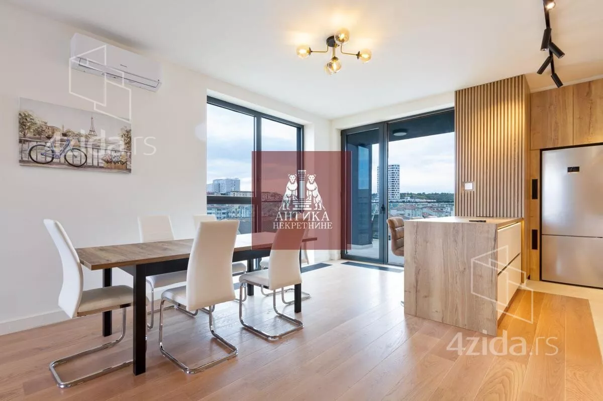 Četvorosoban stan | 4zida