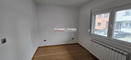 Autokomanda | 4zida.rs