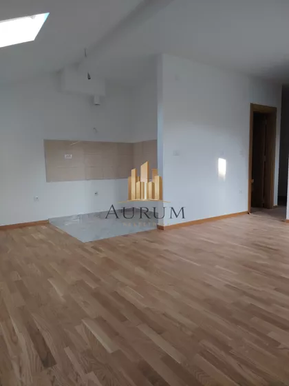 Boleč | 4zida.rs