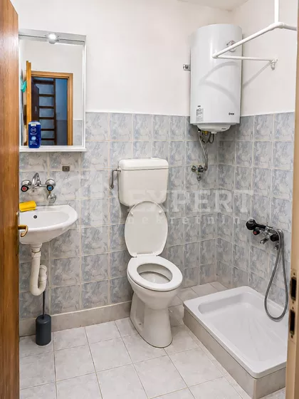 Sremska | 4zida.rs