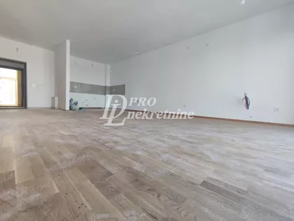Pregrevica | 4zida.rs