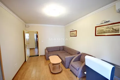 Šantićeva | 4zida.rs