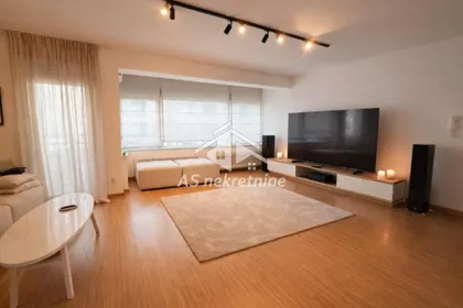 Hram Svetog Save | 4zida.rs