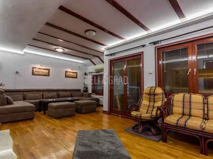 Šantićeva | 4zida.rs