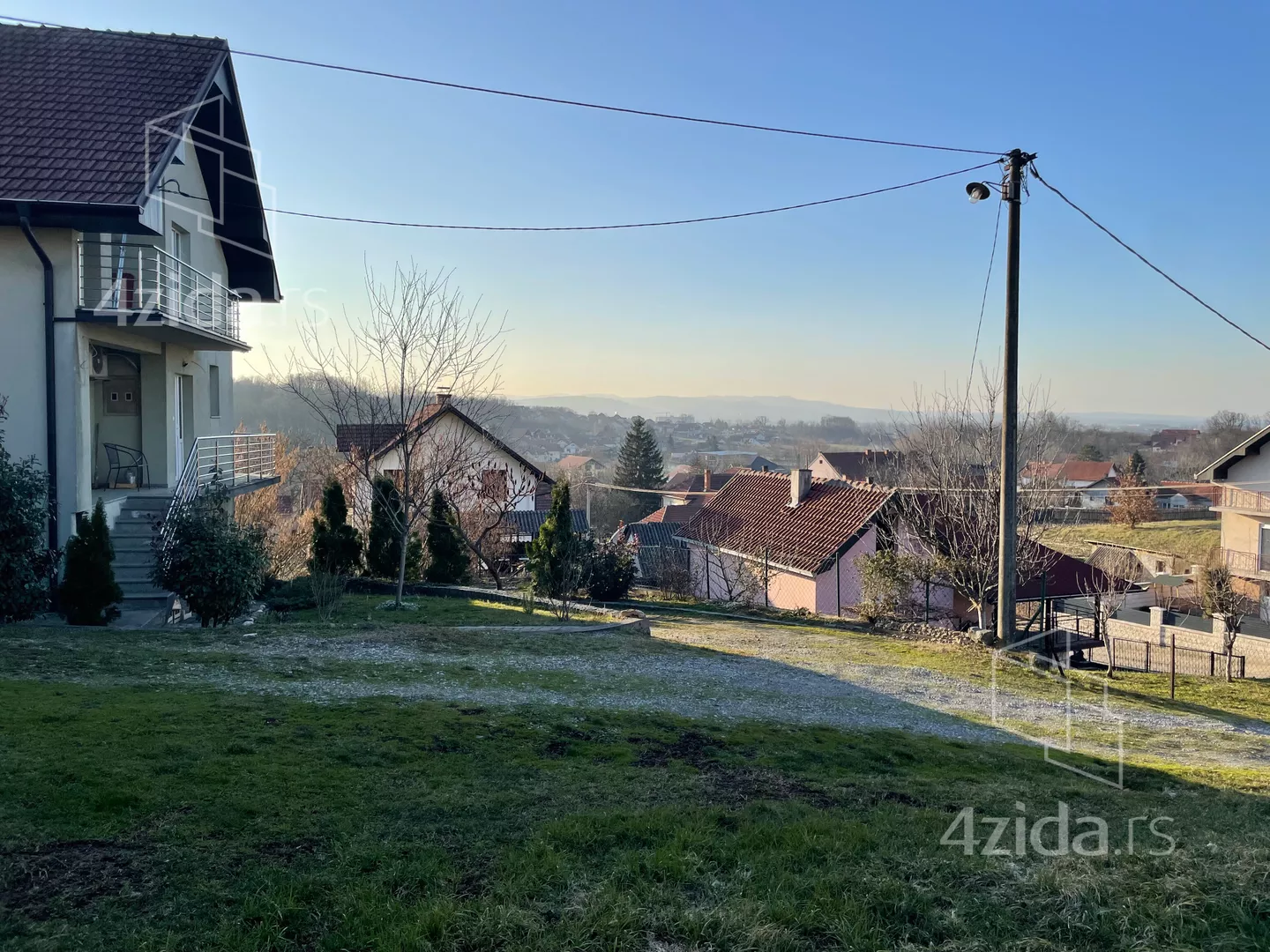 Građevinsko zemljište | 4zida