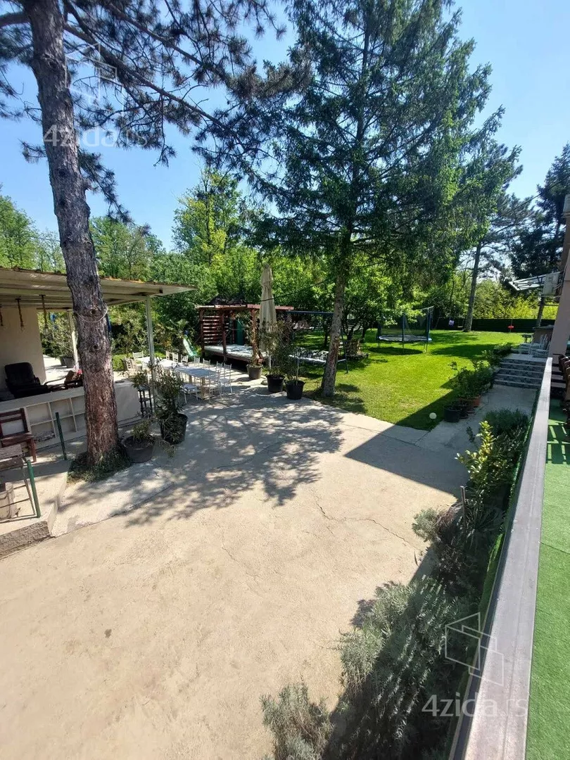 5-etažna kuća | 4zida