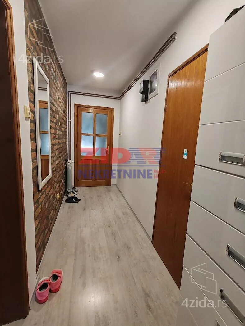 4-etažna kuća | 4zida