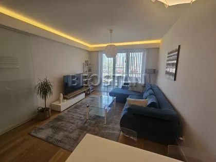 Omladinskih brigada | 4zida.rs