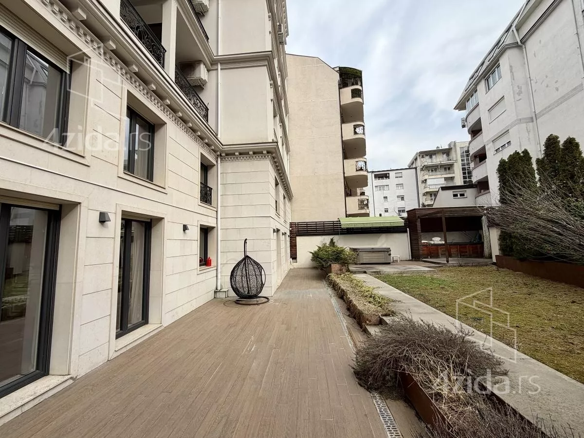 Petosoban stan | 4zida