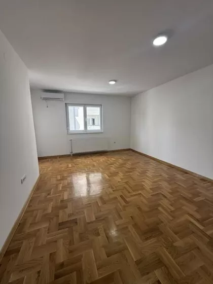 Milorada Jovanovića | 4zida.rs