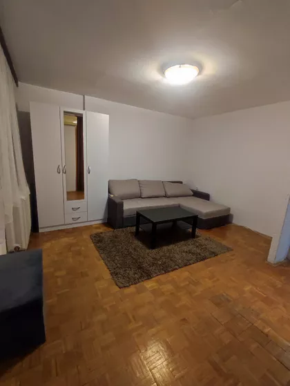 Šekspirova | 4zida.rs