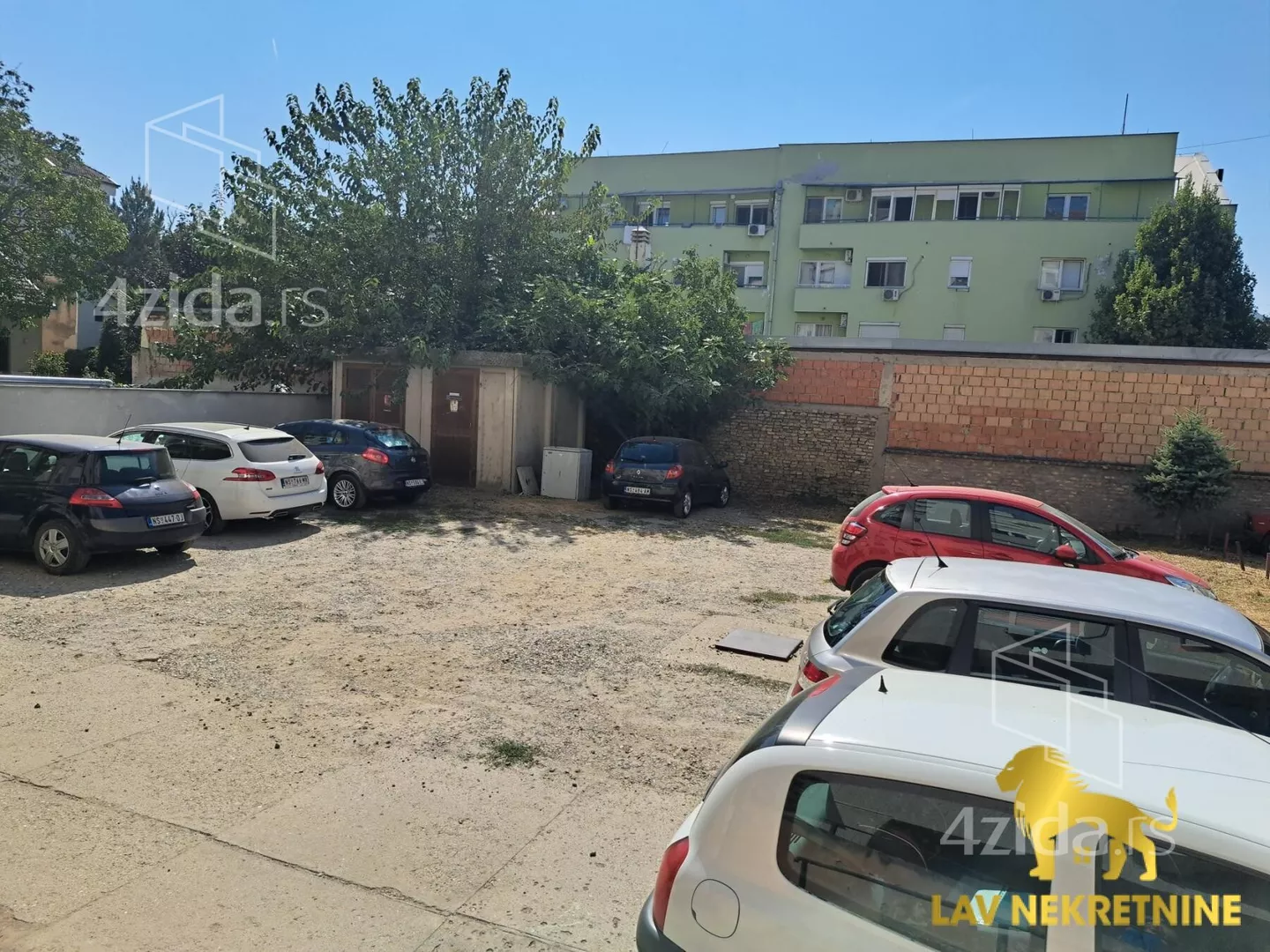 Jednoiposoban stan | 4zida