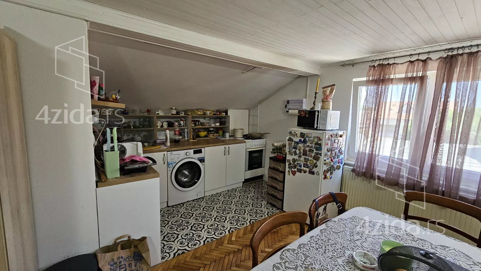 Kuća | 4zida