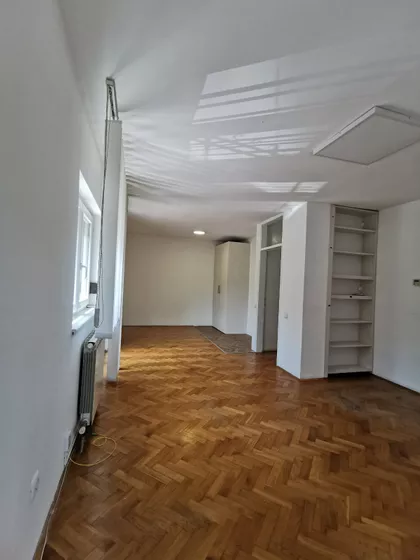Zvecanska | 4zida.rs