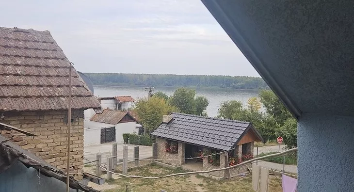 Poslovna zgrada | 4zida