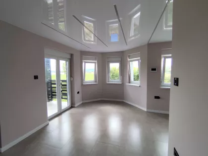 Kninska 95b | 4zida.rs