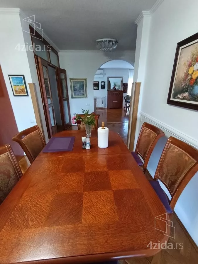 Kuća | 4zida