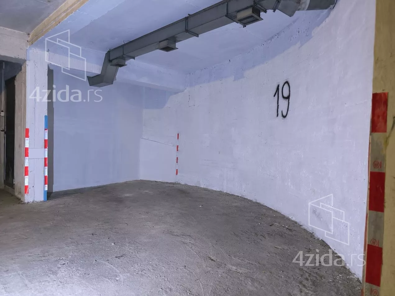 Garaža | 4zida