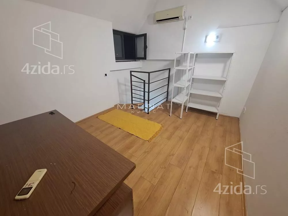 Lokal | 4zida