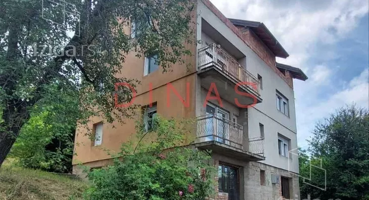 Kuća | 4zida