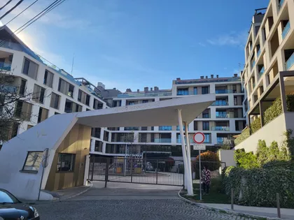 Vojislava Nanovića | 4zida.rs