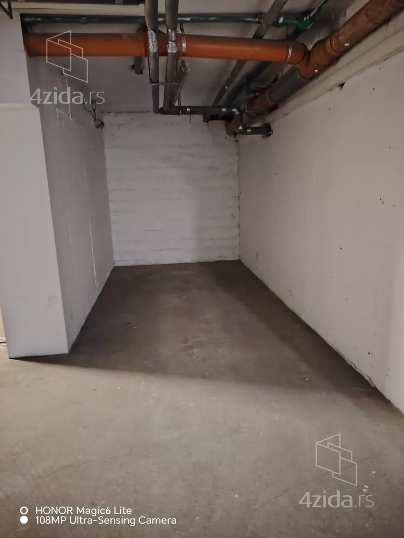 Garaža | 4zida