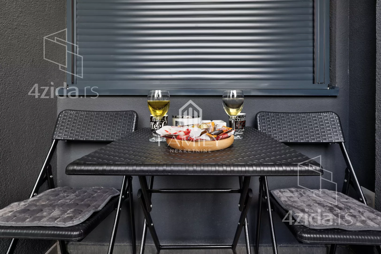 Jednoiposoban stan | 4zida