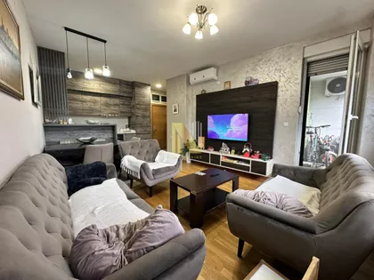 Adamovićevo Naselje | 4zida.rs