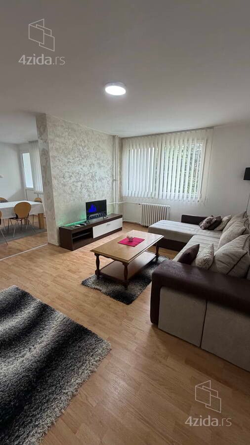 Продается трехкомнатная квартира, 4. Juli, 115.500€, 77m² — фото