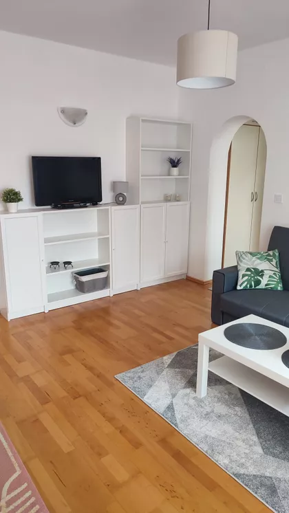 Kolo Srpskih Sestara 23 | 4zida.rs