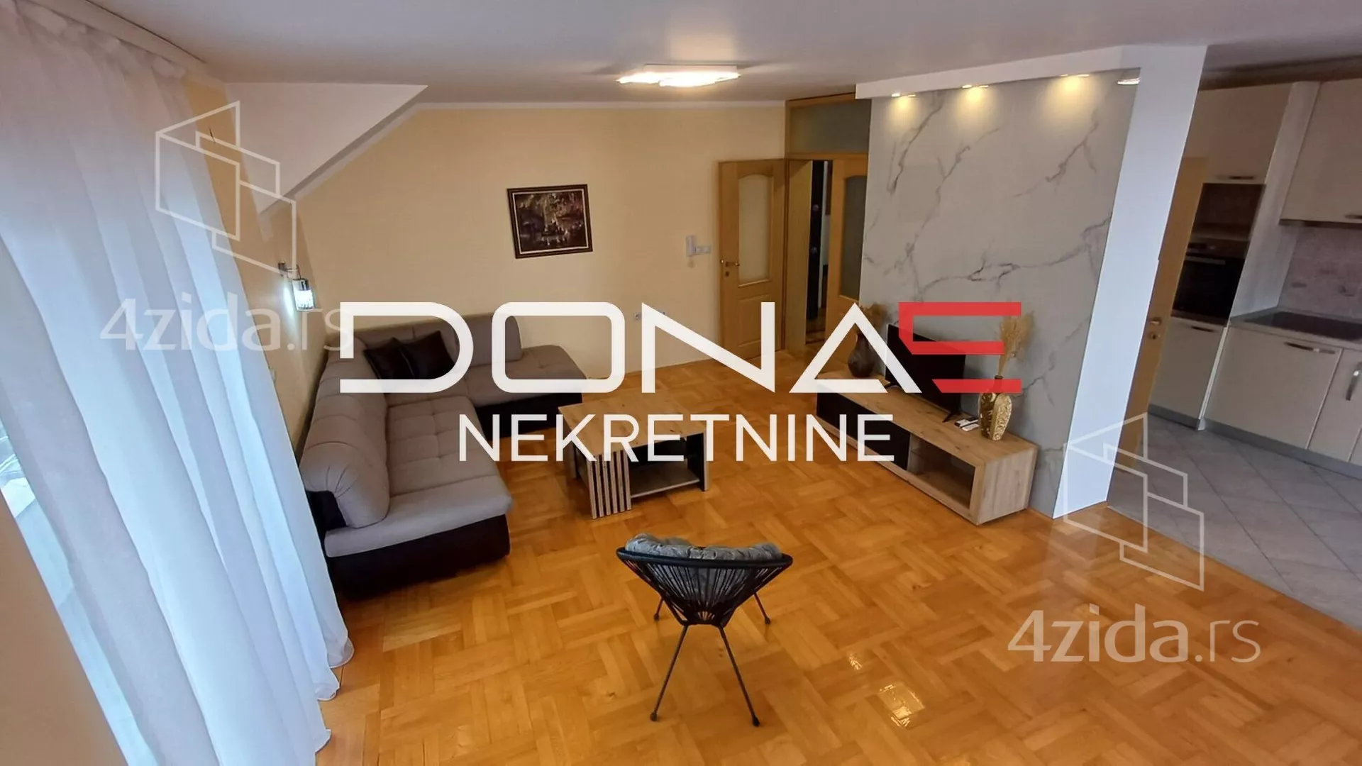 Četvorosoban stan | 4zida