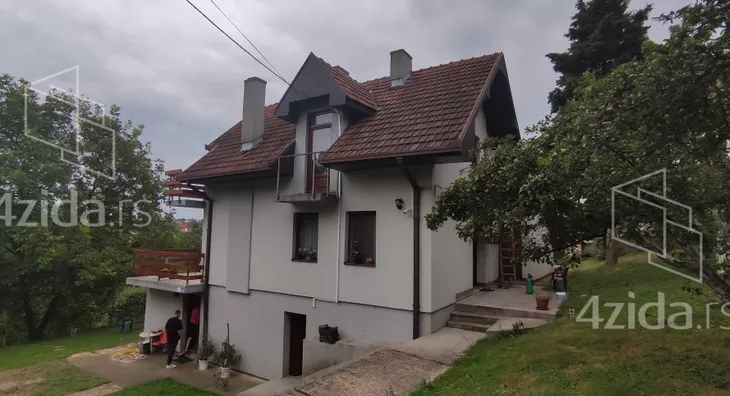 3-etažna kuća | 4zida