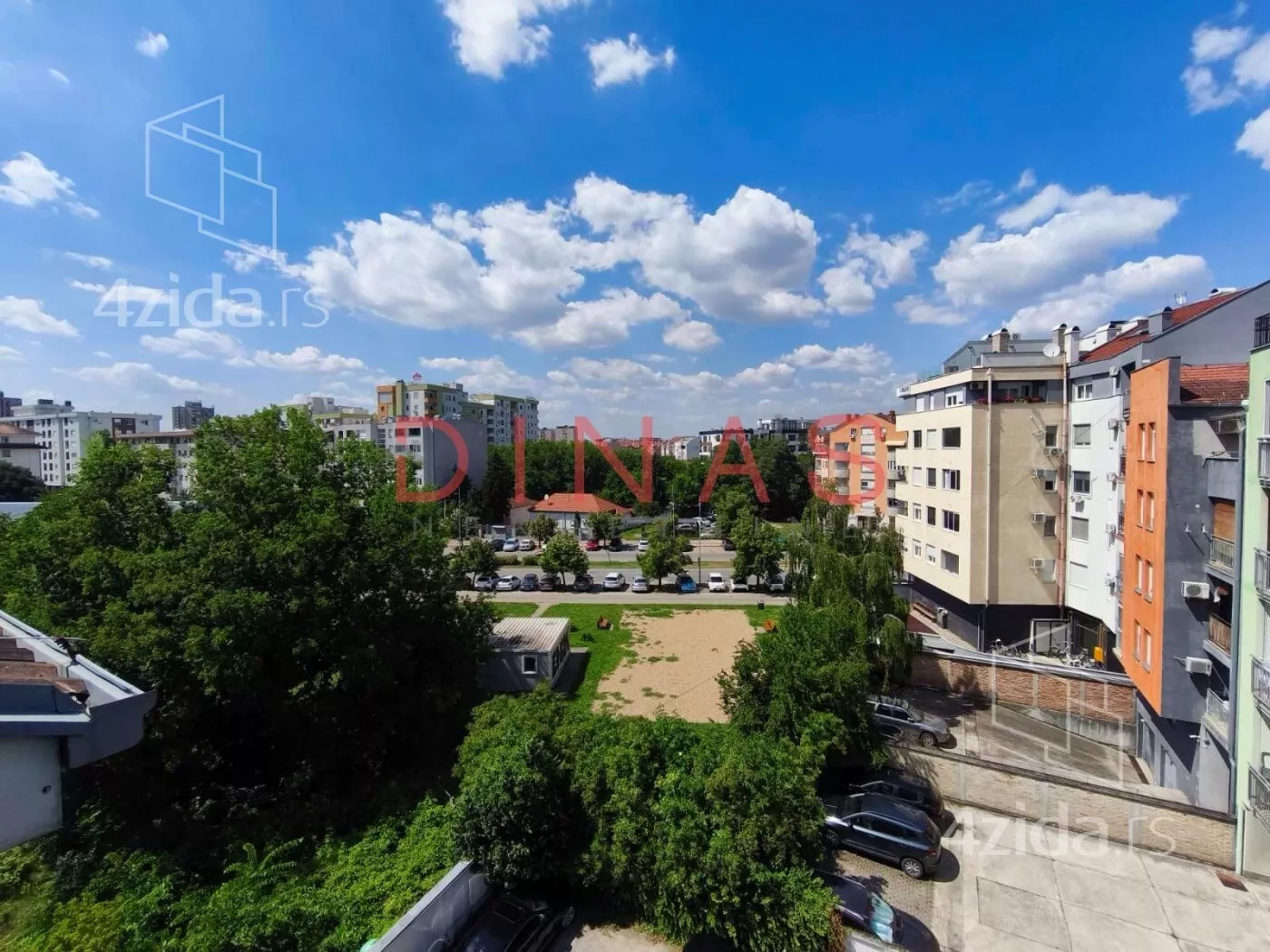 Petosoban stan | 4zida