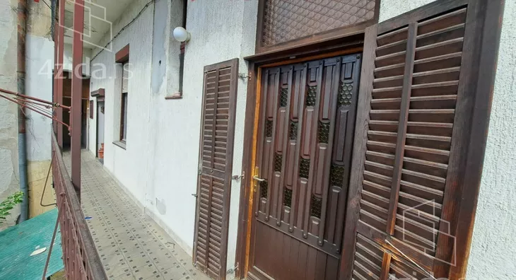 Petoiposoban stan | 4zida