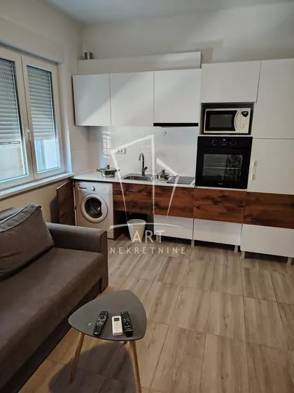 Kajmakčalanska | 4zida.rs