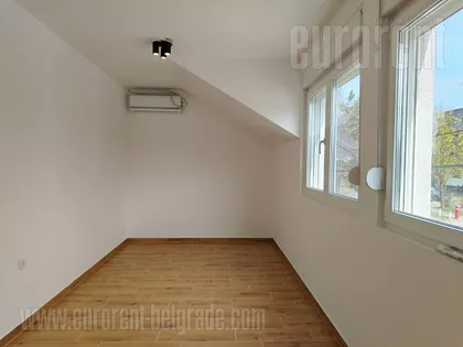 ZEMUN GORNJI GRAD | 4zida.rs